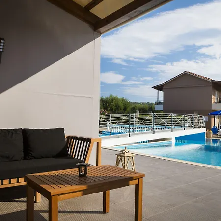 Olive Grove & Aparthotel Svoronata