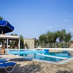 Olive Grove & 3*