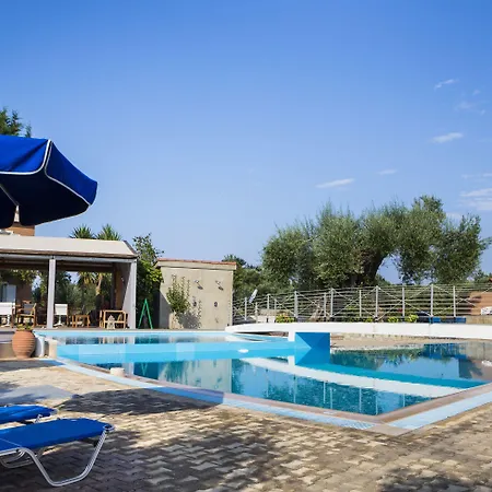 Olive Grove & 3*