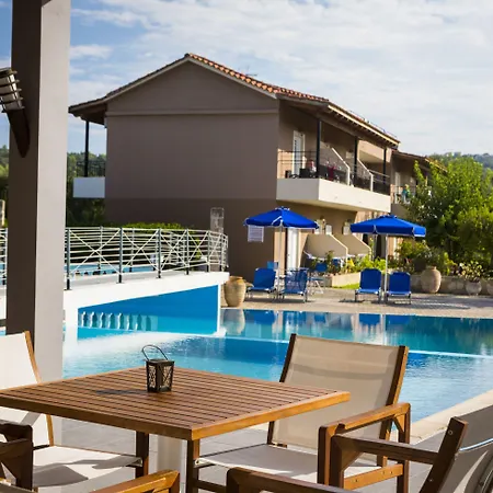 Olive Grove & Aparthotel