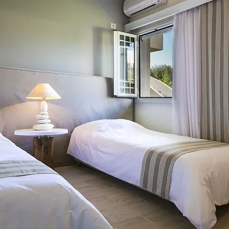 Apartahotel Olive Grove &