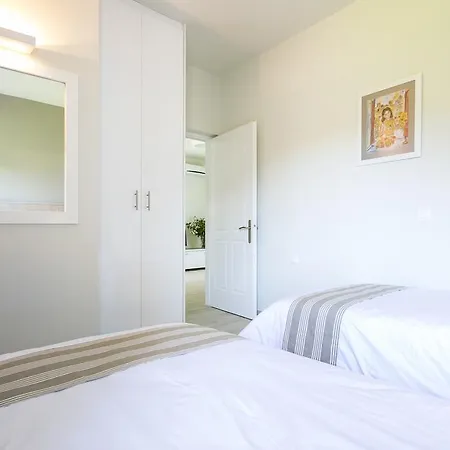 Olive Grove & Apartahotel