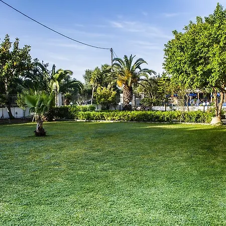 Olive Grove & Apartahotel